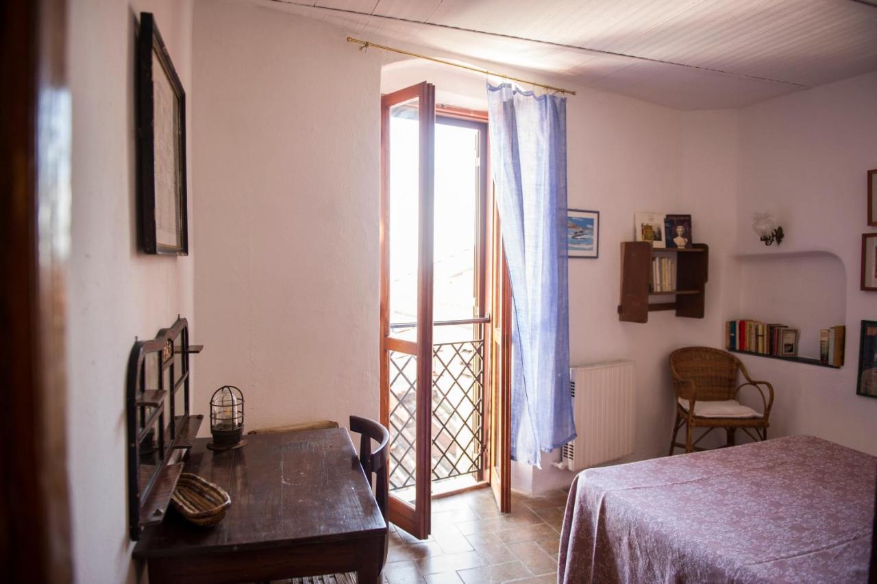 Апартаменты Borgo Antico - Torre Pugliola Леричи Экстерьер фото